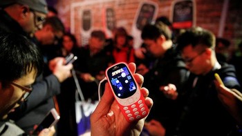HMD disebut telah melakukan cara yang fantastis untuk memperkenalkan kembali merek ponsel Nokia. Foto: Reuters