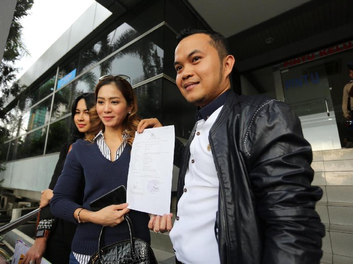 Bunga Zainal Kecewa Foto Dirinya Digunakan untuk Iklan Minyak Angin
