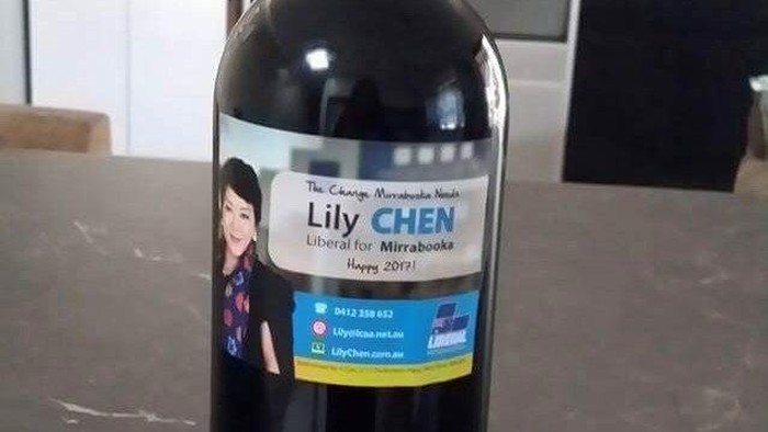 Bagikan Botol Anggur Saat Kampanye, Caleg Australia ini Disorot