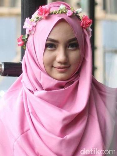 Foto: Tarik Perhatian dengan Headpiece, Ini Gaya 6 Peserta Hijab Hunt 2017