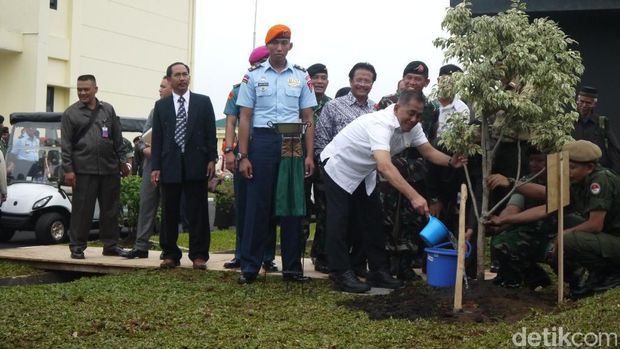 Menhan Resmikan Pusdiklat Bela Negara di Bogor