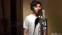 Selain syuting di sinetron Mermaid in Love kini dirinya mulai rajin melatih vokalnya. Pool/Noel/detikFoto.