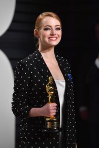 Setelah Karpet merah Oscar rampung digelar sebagai ajang penghargaan bergengsi untuk para seniman perfilman. Namun kemewahannya tak berhenti sampai s