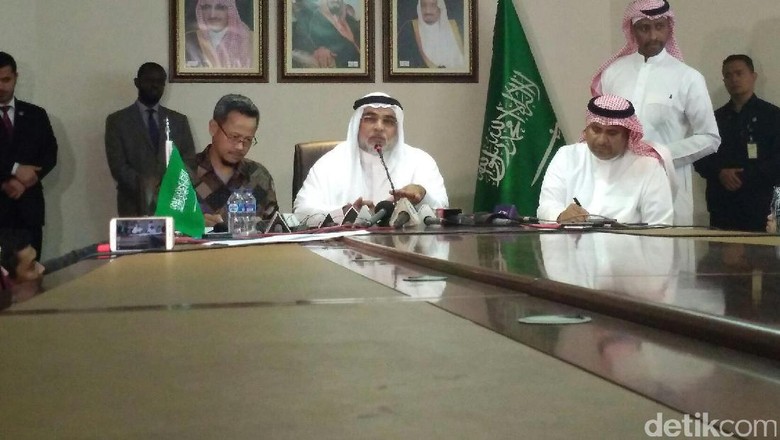 Raja Salman akan Beri Bantuan Pendirian Sekolah Bahasa Arab Raja Salman akan Beri Bantuan Pendirian Sekolah Bahasa Arab