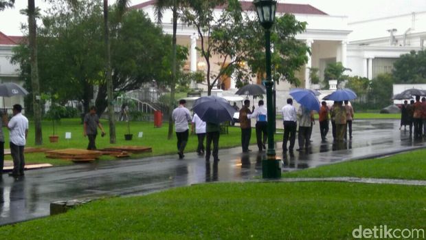 Kala Istana Menyambut Sang Raja