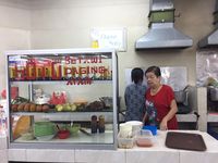 Enaknya Soto Betawi dan Pempek di Kantin <i>West Mall</i> Grand Indonesia