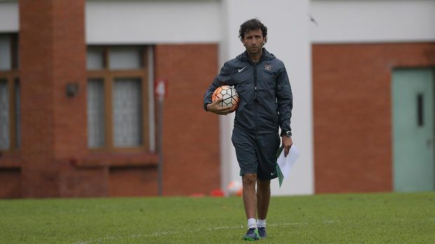 Luis Milla diharapkan banyak pihak melatih Timnas Indonesia di Piala AFF 2018.