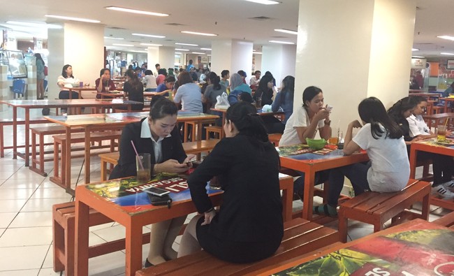 Ikuti 5 Tips Ini Agar Lebih Nyaman Bersantap di Kantin Mall