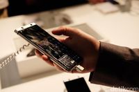 Hands-on BlackBerry KEYone: Begitu Berbobot!