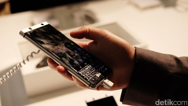 BlackBerry Boyong Ponsel Baru ke Berlin?