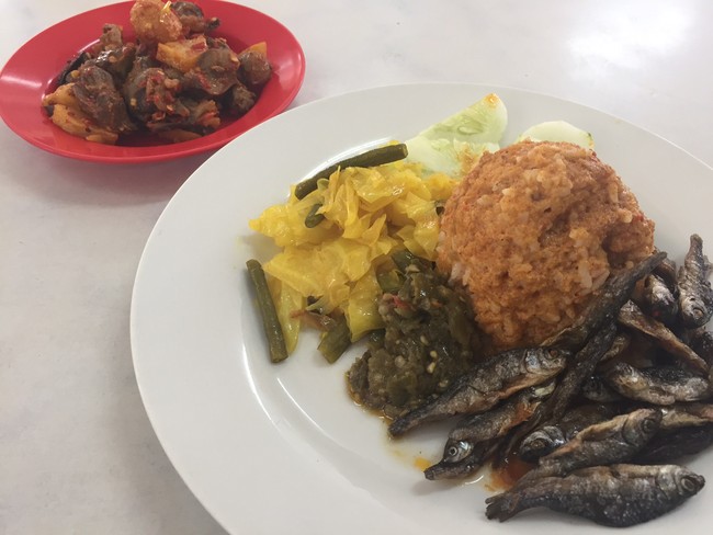 Mencicip Sapo Tahu Hingga Es Campur di Kantin Plaza Senayan Mencicip Sapo Tahu Hingga Es Campur di Kantin Plaza Senayan