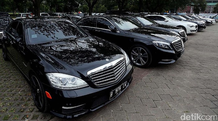 Rombongan Raja Salman di Bali Gunakan 200 Alphard dan 100 Mercy