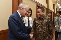 Jonan dan Menlu Prancis Resmikan Klub Pengusaha Energi Terbarukan