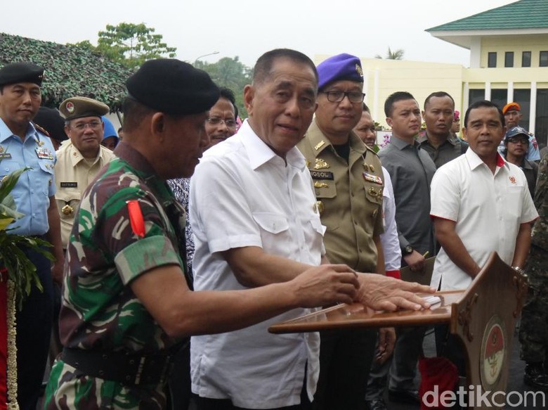 Menhan Resmikan Pusdiklat Bela Negara di Bogor Menhan Resmikan Pusdiklat Bela Negara di Bogor