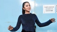 Menyambut kedatangan Raja Salman dan rombongannya, ia menyebut bahwa ingin melakukan belly dance. Pool/Noel/detikFoto.