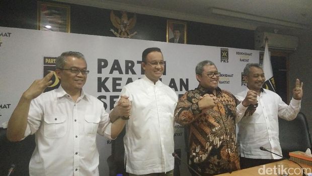 Respons Anies Soal Kesiapan Aher Jadi Jurkam Putaran Kedua