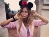 Perempuan-perempuan Seksi di Kehidupan Cinta Valentino Rossi Perempuan-perempuan Seksi di Kehidupan Cinta Valentino Rossi