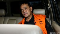 KPK telah merampungkan berkas Direktur Utama PT Melati Technofo Indonesia (PT MTI) Fahmi Darmawansyah. Fahmi yang kini jadi tersangka kasus suap pengadaan satelit monitoring di Badan Keamanan Laut Republik Indonesia (Bakamla RI) akan segera menjalani sidang.