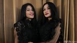 Kenapa Duo Serigala Selalu Pelukan Saat Berpose?