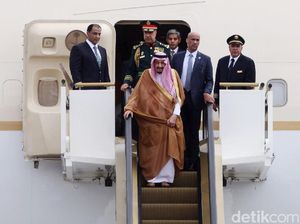 Kemenkeu Lelang Cincin Bingkisan Raja Salman saat ke RI, Minat?