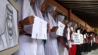 Seperti diketahui, Raja Salman hari ini mengunjungi Indonesia selama 9 hari.