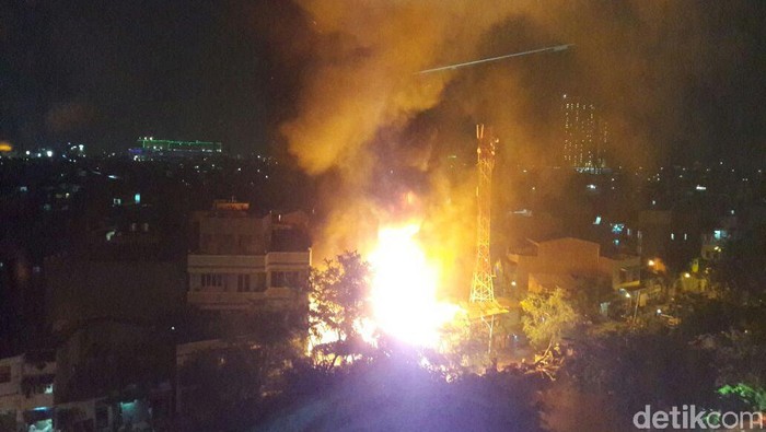 Rumah di Pademangan Jakut Kebakaran, 11 Mobil Damkar Meluncur