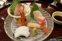 Chef Katsuki Toshihisa Sajikan Hidangan Jepang Autentik Khas Nishimura