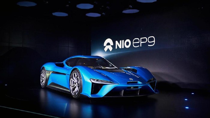 Sebuah perusahaan rintisan global, NextEV telah memperkenalkan mobil listrik terbaru yang diklaim sebagai mobil listrik tercepat, yakni Nio EP9.
