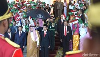 Penyambutan Jokowi kepada Raja Salman di Istana Bogor. Foto: Rusman - Biro Pers Setpres