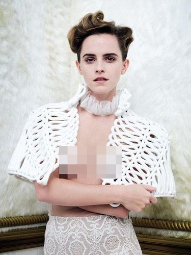 Pose Tanpa Bra, Emma Watson Disebut Munafik 