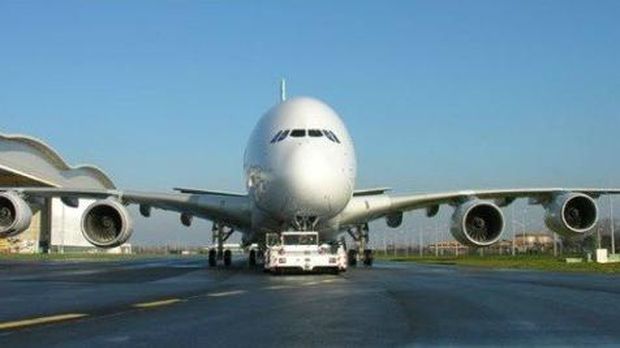 Gaya Bepergian Mewah Pangeran Arab, Pakai 'Istana Terbang'