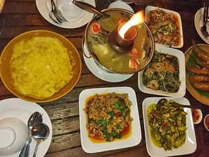 Liburan ke Sungai Mekong di Thailand, Wajib Coba Kuliner Seafood