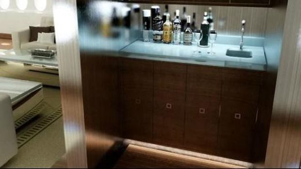 Gaya Bepergian Mewah Pangeran Arab, Pakai 'Istana Terbang'