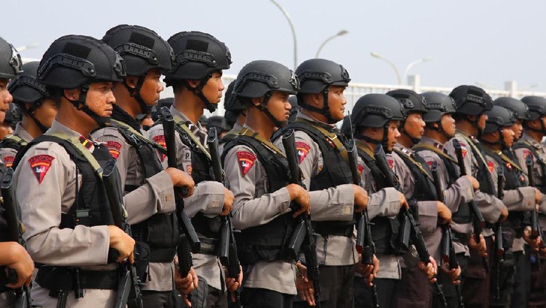 Amankan Hari Raya Idul Fitri, Polda Jatim Terjunkan 12 Ribu Personel Amankan Hari Raya Idul Fitri, Polda Jatim Terjunkan 12 Ribu Personel