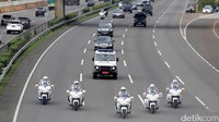 Rombongan Raja Salman mendapat pengawalan eksklusif dari voorijder Polisi Militer.