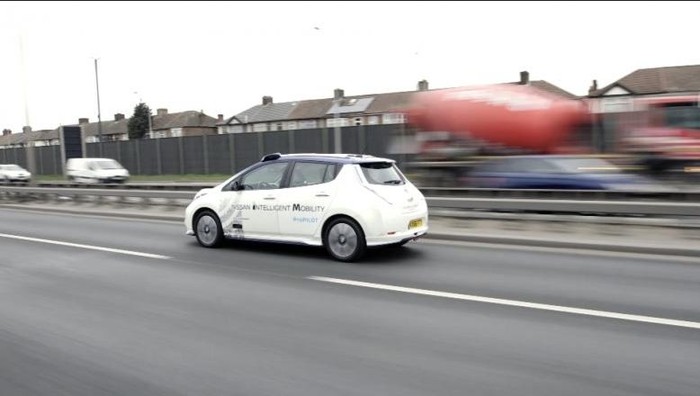 Untuk Pertama Kali Mobil Otonom Nissan Beredar di Eropa