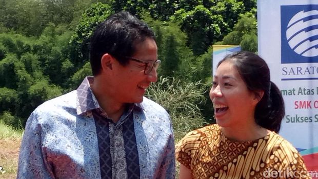 Sandiaga Uno letakkan batu pertama SMK di Tangsel / 