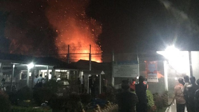 Dilempari Batu oleh Napi, Begini Kondisi 3 Polisi Jambi