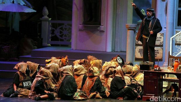 'Opera Ikan Asin': Ketika Si Raja Bandit Batavia Jadi Pahlawan 