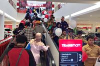  Transmart Rungkut Surabaya Tawarkan Promo Groseri