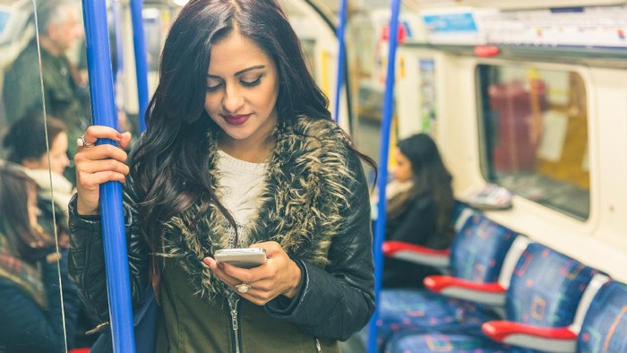 Tips Mencegah Nyeri Sendi Akibat Terlalu Lama Berdiri