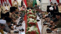 Suasana pertemuan Raja Salma dengan para ulama. Pool/Setpres.