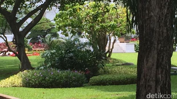 Raja Salman Datang, Patung Telanjang di Istana Ditutup 