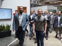 Keakraban Pangeran Arab dengan Zuckerberg