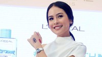 Bahkan Maudy Ayunda mampu lulus di Oxford lewat jurusan politik, filososi, dan ekonomi hanya dalam jangka waktu 3 tahun. Pool/Ismail/detikFoto.