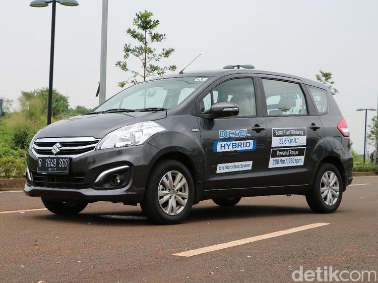 Menjajal Mobil Diesel Pertama Suzuki