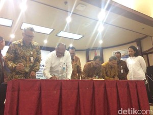 Rini Bikin Hub BUMN Khusus Layani Perawatan dan Perbaikan Pesawat