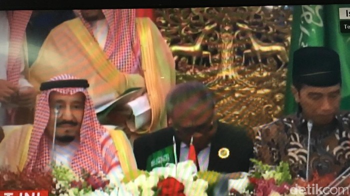 Jokowi: Saya Harap Pengembalian Kuota Haji Berjalan Lancar