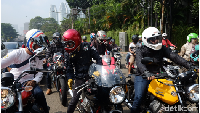 Acara riding bareng ini diadakan pada 28 Februari lalu di Jakarta. Melalui acara ini, PT. Piaggio Indonesia sebagai pemegang merk  Moto Guzzi di Indonesia ingin lebih mendekatkan diri kepada para pemilik Moto Guzzi. Foto: Piaggio Indonesia