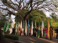 Khairiyyah Sari, Fashion Stylist di Balik 34 Baju Adat Paspampres